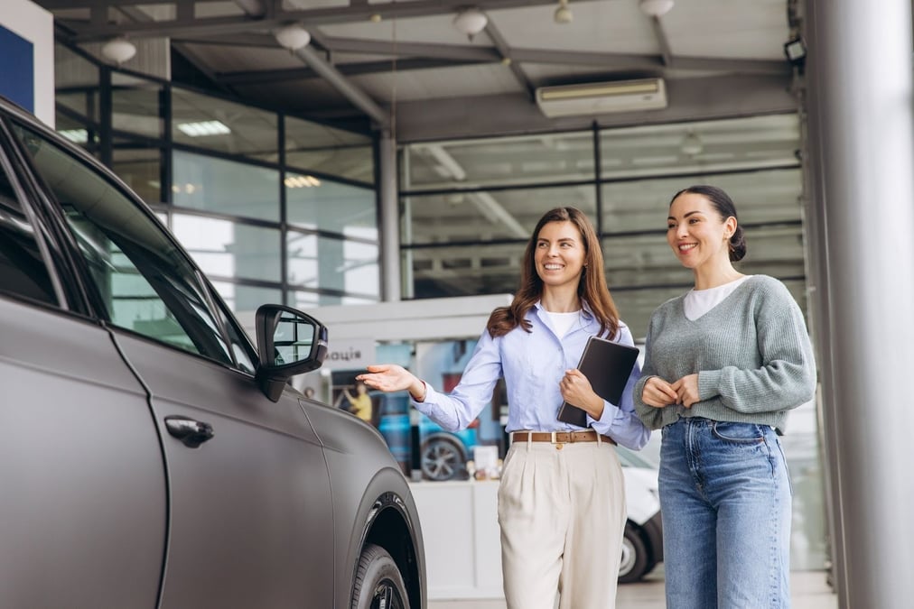 The 8 Essentials of Customer Experience in the Automotive Industry